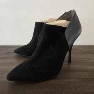 Tory Bruch Elegant Black Stiletto Ankle Boots